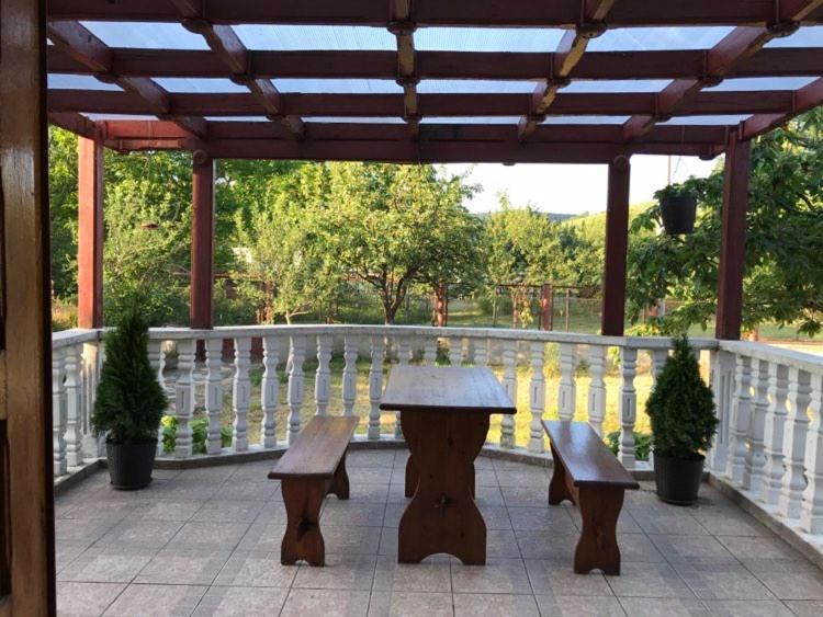 Vila Cozy, Panorama Superba, Gratar Si Relaxare Piatra Neamţ Esterno foto