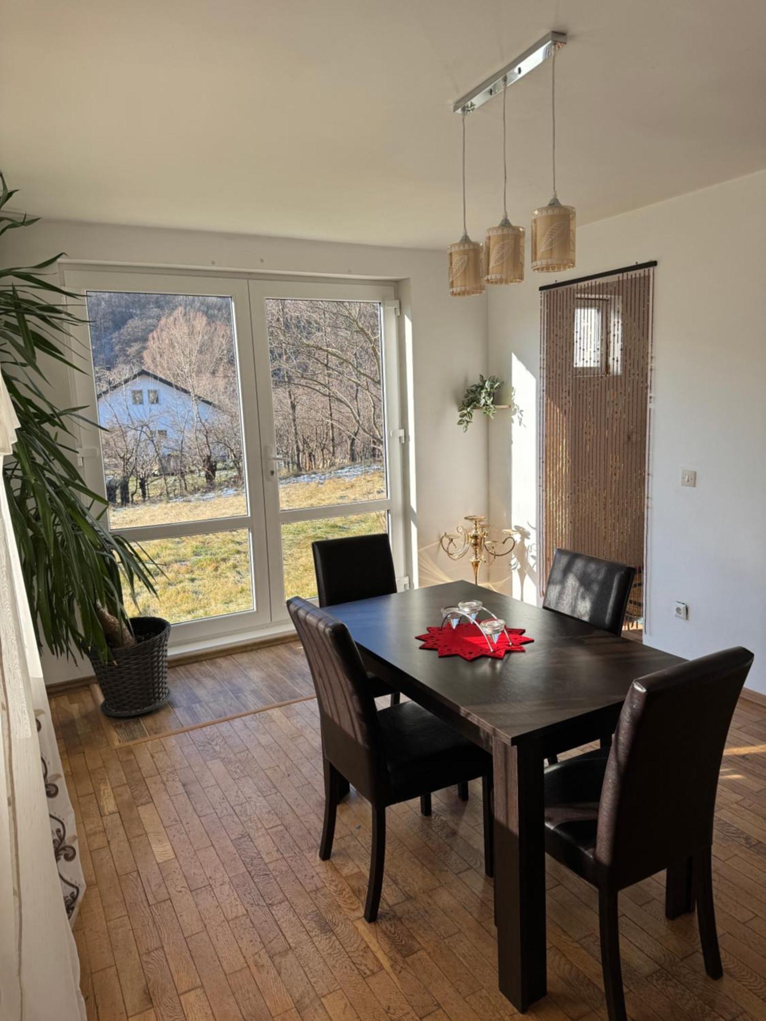 Vila Cozy, Panorama Superba, Gratar Si Relaxare Piatra Neamţ Esterno foto